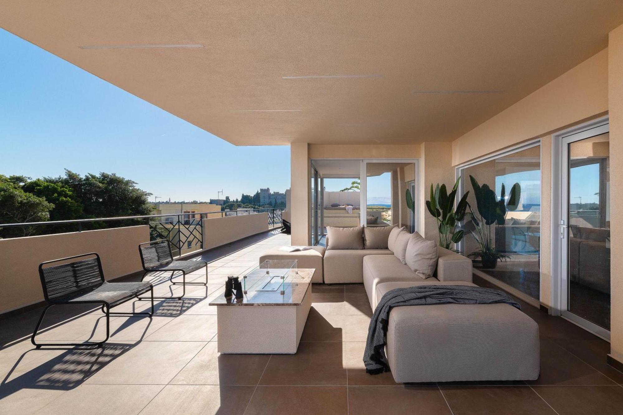Hamilton Elite Penthouse Leilighet Rhodes City