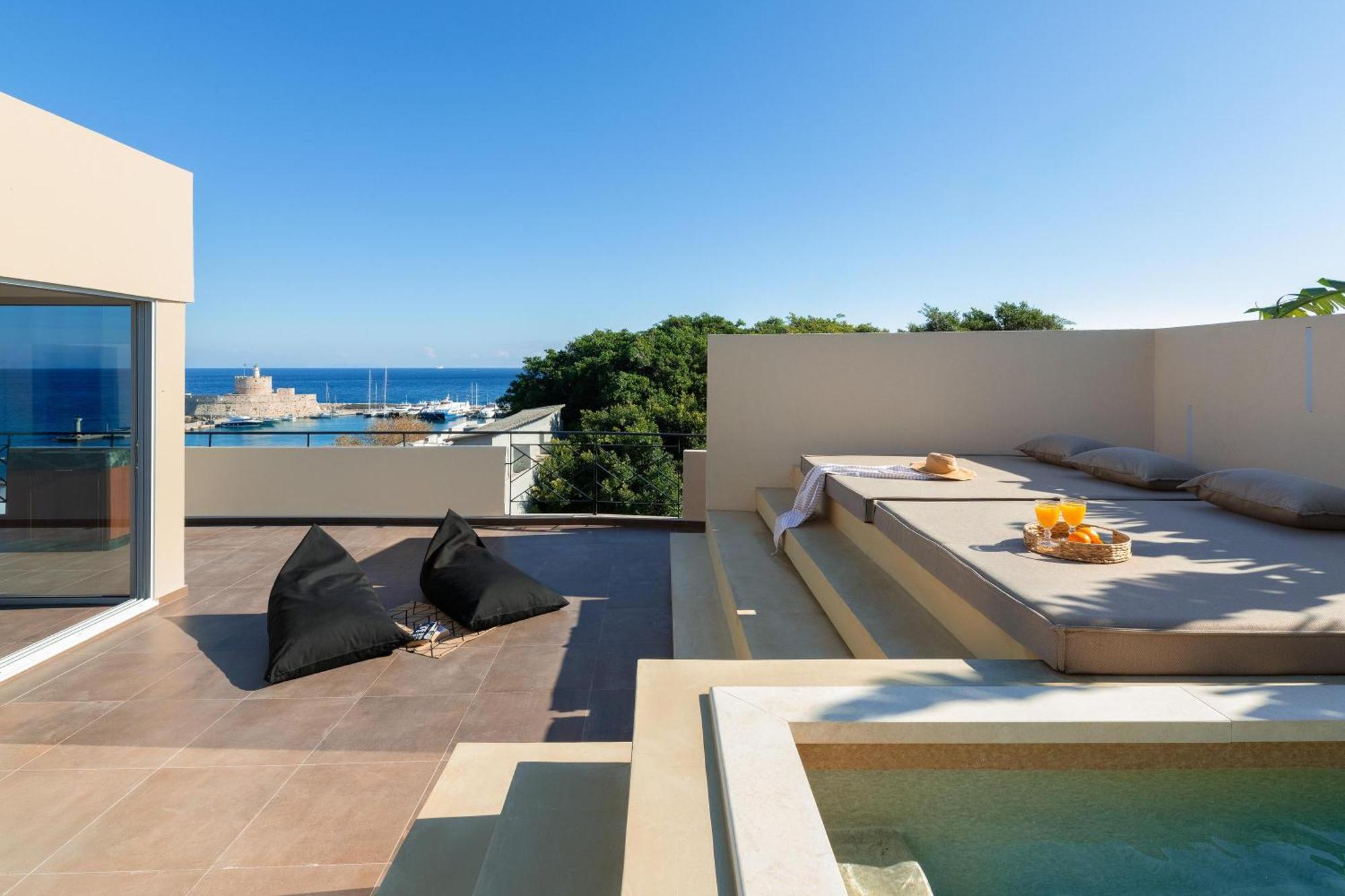 Hamilton Elite Penthouse *